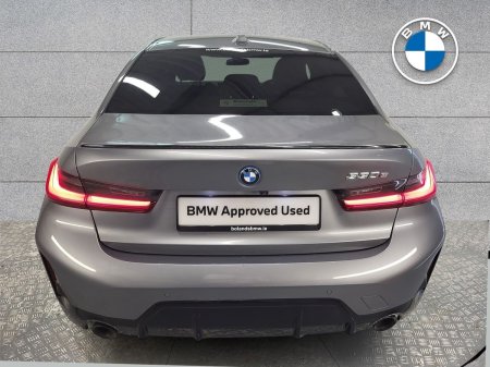2024 BMW 3-Series - photo 14