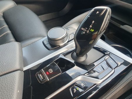 2023 BMW 5-Series - photo 10