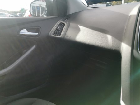 2016 Ford Focus - photo 3