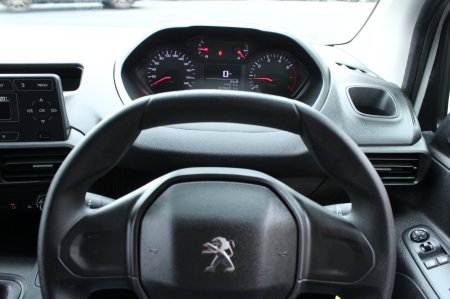 2022 Peugeot Partner - photo 12