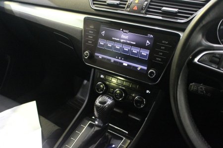 2017 Skoda Superb - photo 15