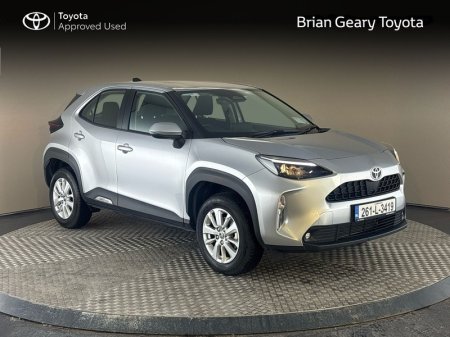 2026 Toyota Yaris Cross LUNA HYBRID