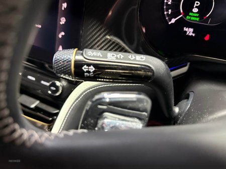 2025 Bentley Flying Spur - photo 23