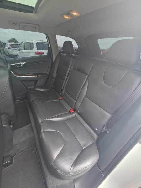 2016 Volvo XC60 - photo 18