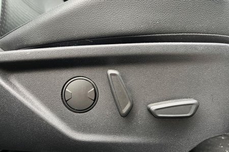 2020 Ford Focus - photo 25