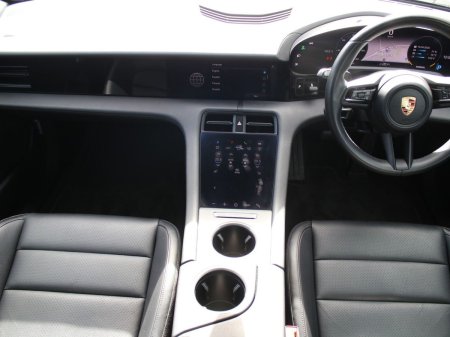 2023 Porsche Taycan - photo 7