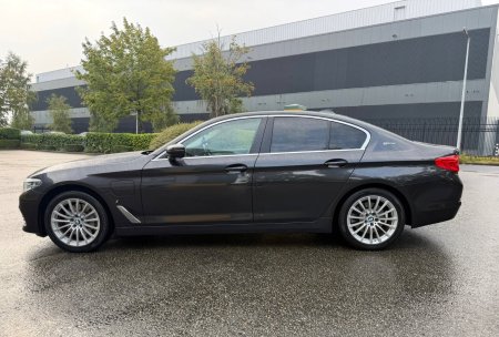 2018 BMW 5-Series - photo 2