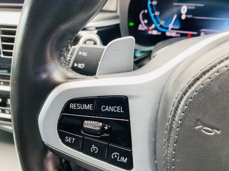 2023 BMW 5-Series - photo 20
