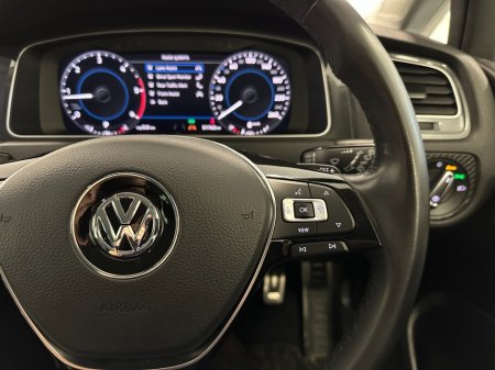 2020 Volkswagen Golf - photo 28