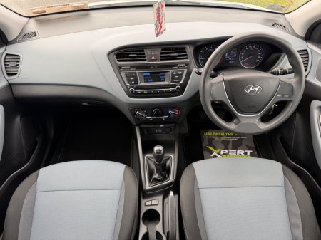 2017 Hyundai i20 - photo 14