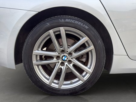 2018 BMW 5-Series - photo 18