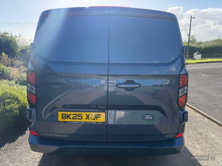 2025 Ford Transit Custom - photo 18