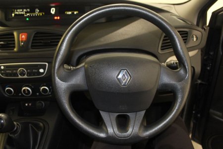 2010 Renault Scenic - photo 25