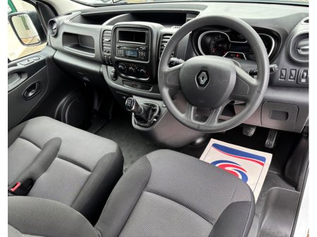 2020 Renault Trafic - photo 10
