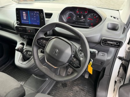 2023 Peugeot Partner - photo 9