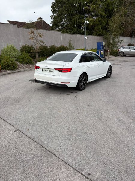 2017 Audi A4 - photo 4