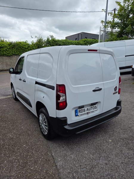 2023 Fiat Doblo - photo 4