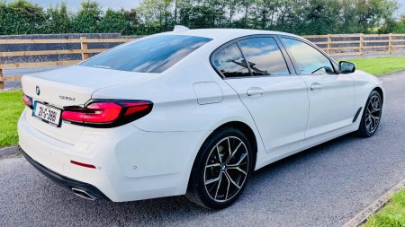 2021 BMW 5-Series - photo 5