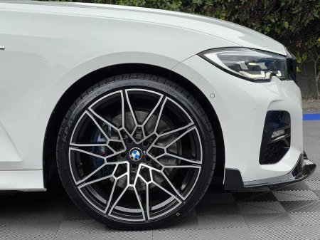 2021 BMW 3-Series - photo 9
