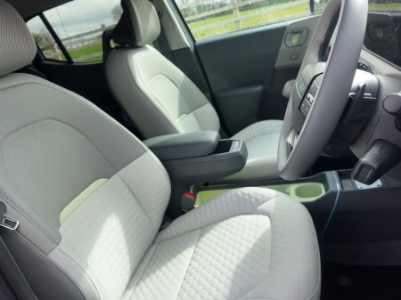 2027 Kia EV2 - photo 18