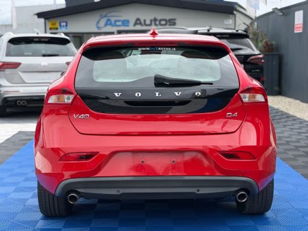 2018 Volvo V40 - photo 6