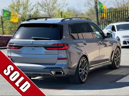 2025 BMW X7 - photo 18