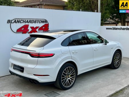 2023 Porsche Cayenne - photo 2