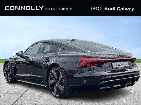 2027 Audi e-tron GT quattro - photo 2