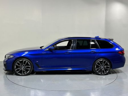 2021 BMW 5-Series - photo 4