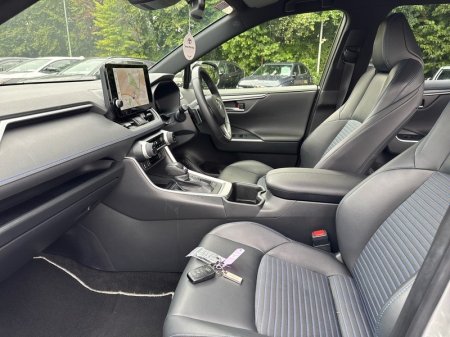2025 Toyota RAV4 - photo 6
