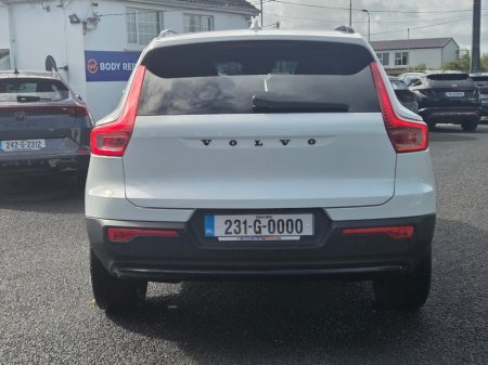 2023 Volvo XC40 - photo 5