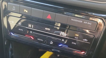 2025 Volkswagen T-Cross - photo 17
