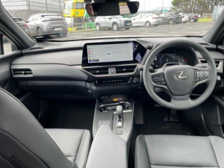 2026 Lexus UX - photo 9