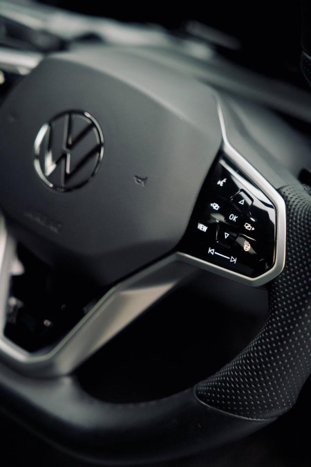 2024 Volkswagen Golf - photo 10