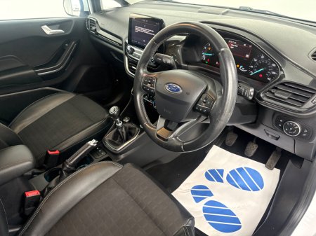 2020 Ford Fiesta - photo 13