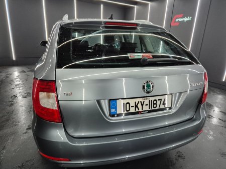 2010 Skoda Superb - photo 6