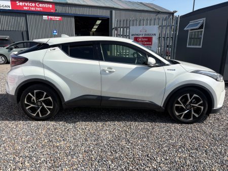 2017 Toyota C-HR - photo 2
