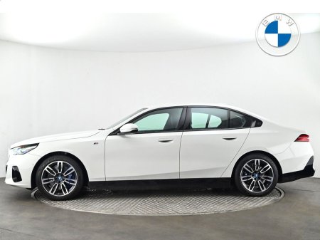 2024 BMW i5 - photo 3