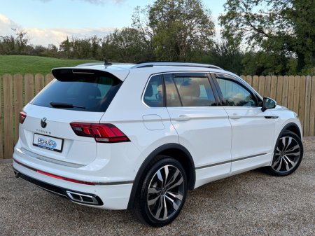 2021 Volkswagen Tiguan - photo 2