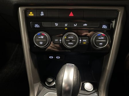 2020 Volkswagen T-Roc - photo 32