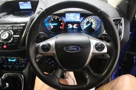 2015 Ford Kuga - photo 25