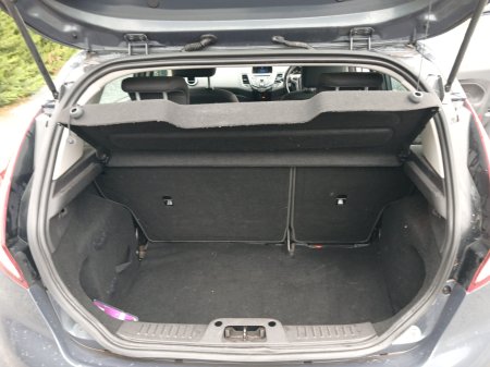 2013 Ford Fiesta - photo 12