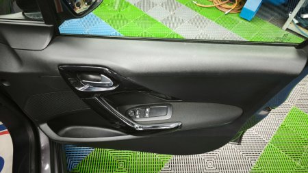 2019 Peugeot 208 - photo 27