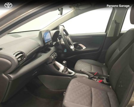 2024 Toyota Yaris - photo 6
