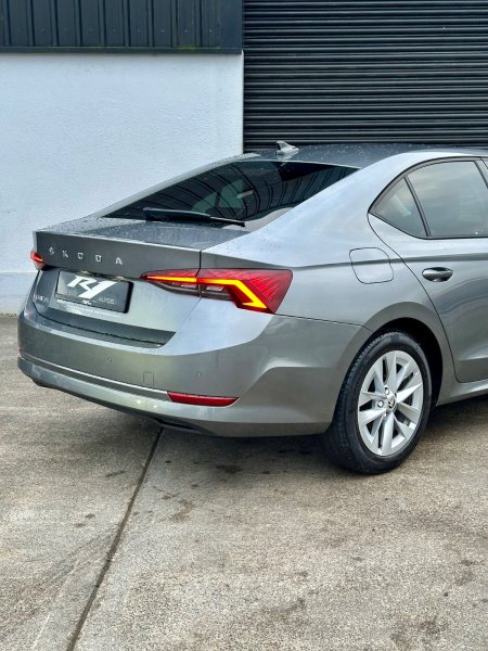 2024 Skoda Octavia - photo 11