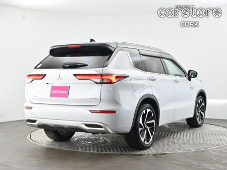 2023 Mitsubishi Outlander - photo 5