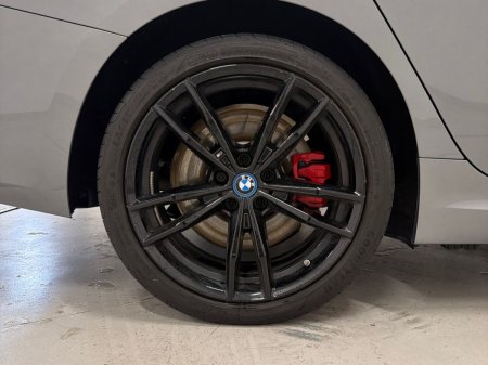 2024 BMW 3-Series - photo 13