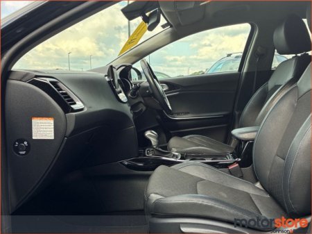 2023 Kia XCeed - photo 3