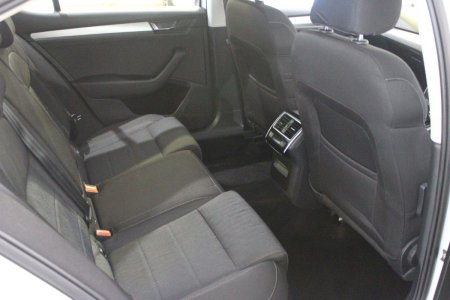 2017 Skoda Superb - photo 12