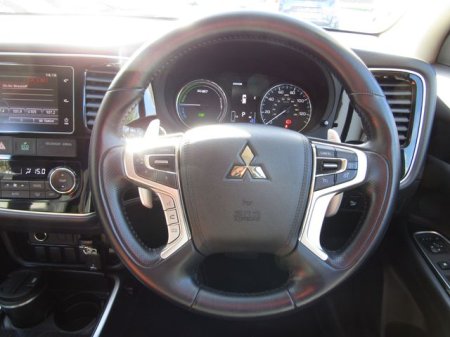 2017 Mitsubishi Outlander - photo 9